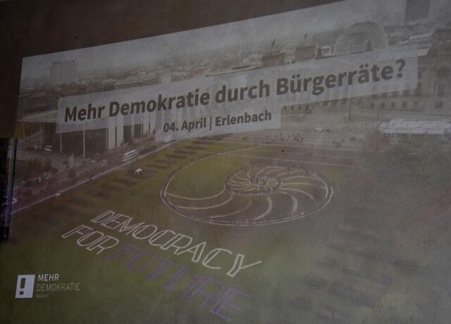 Informationsveranstaltung der Freien Wähler Erlenbach e.V. zum Thema "Bürgerräte" am 4.4.24 im Bürgerkeller Erlenbach am Main. | Foto: meine-news.de Redaktion