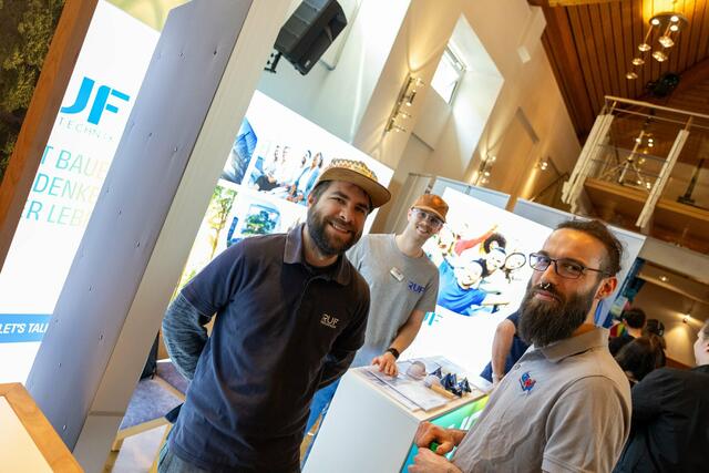 Foto: Roland Schönmüller