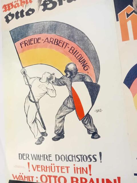 Im Haus der Weimarer Republik - Wahlplakate der 1920er Jahre, mit deutlichen Parallelen zu heute