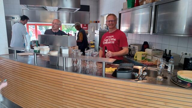 Ohne Helferinnen und Helfer geht nichts | Foto: Wolfgang Giegerich