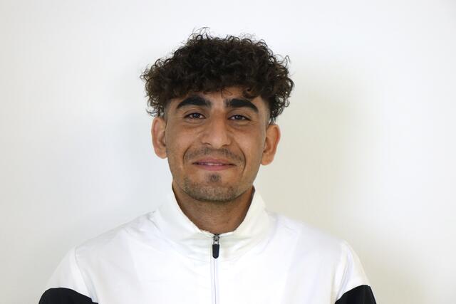 Hoffnung auf fröhliche und friedliche Menschen beim EM-Fußballturnier.

Rafiqullah Afgahn (19 Jahre alt) aus Elsenfeld am Main, Berufsschüler in Miltenberg: