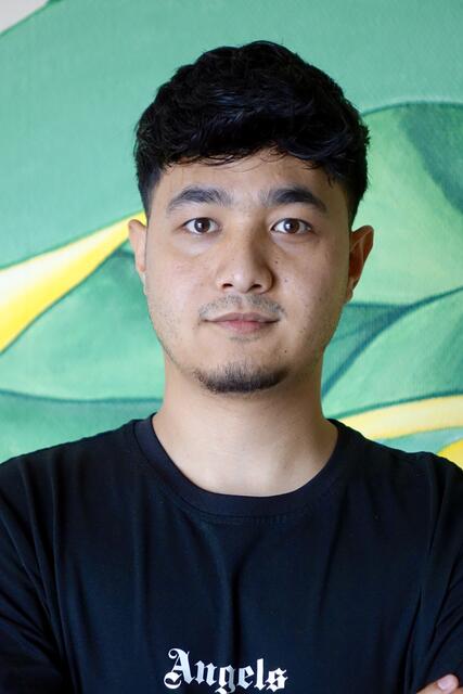 Begeisterung für deutsche National-Elf.

Mohammad Bilal Husseini aus Wörth am Main (21 Jahre), Berufsschüler in Miltenberg:
