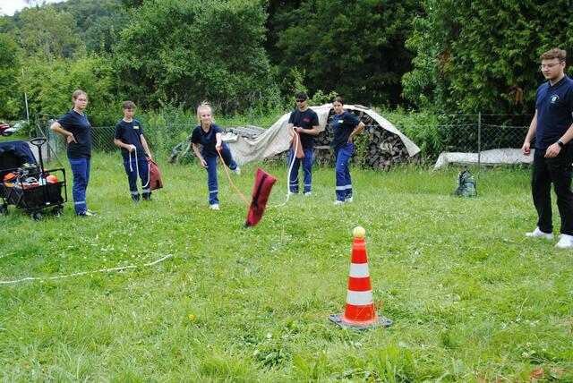 Jugendfeuerwehr Neunkirchen-Richelbach  | Foto: Andrea Kaller-Fichtmüller