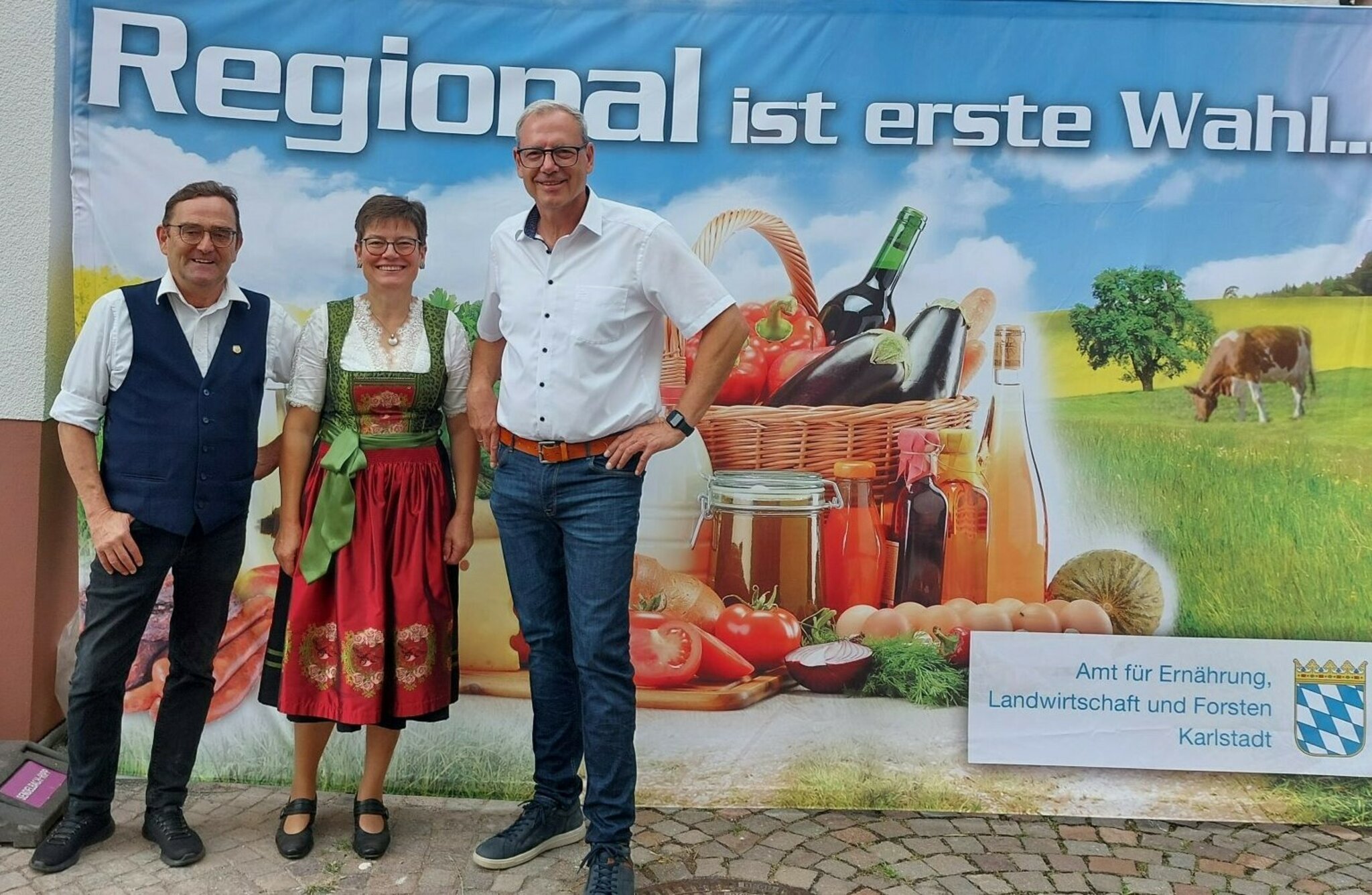 Regionale-Stra-e-auf-dem-Bartholom-usmarkt-lud-zum-Einkauf-ein