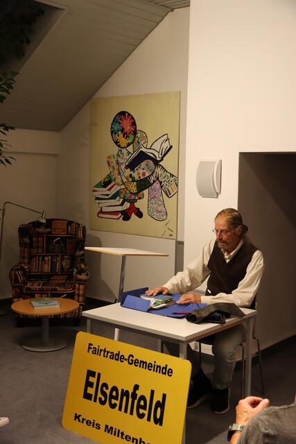 Hans Baumeister kann auf ein großer lyrisches Fachwissen zurückgerifen. | Foto: Werner Billmaier
