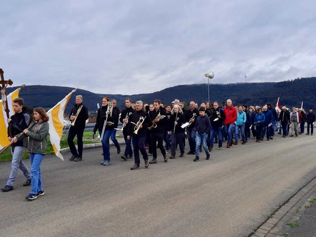 Die Engelberg-Wallfahrer der Pfarreiengemeinschaft St. Martin Miltenberg-Bürgstadt kurz nach dem Start | Foto: Thomas Bertlwieser