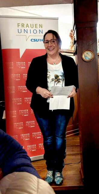 Vorsitzende Tanja Kerins begrüßte die Gäste. | Foto: Margarita Gerber