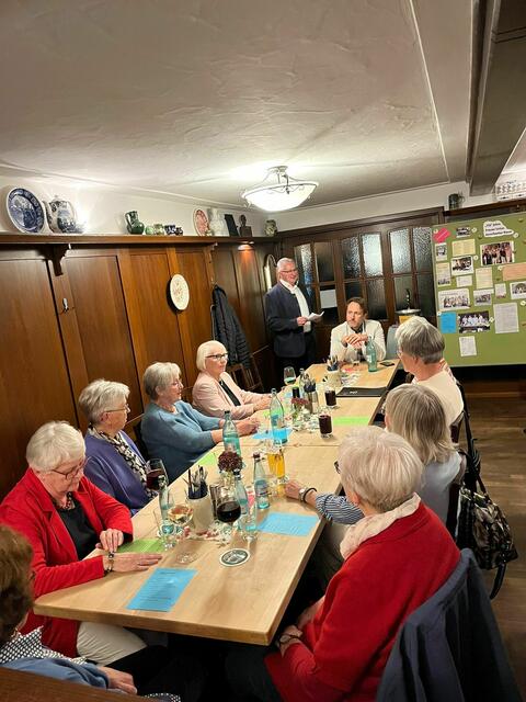 Grußwort von Bürgermeister Peter Schmitt. | Foto: Margarita Gerber