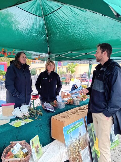 Im intensiven Austausch mit den Miltenberger Landfrauen | Foto: Petra Münzel