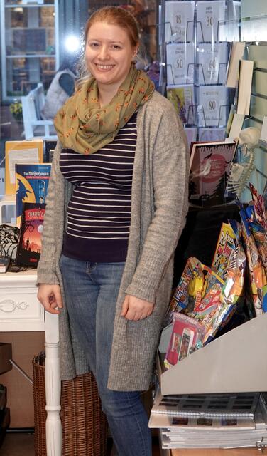 „Neue Ideen für die kommenden Wintertage“.
Hannah Vogt, Miltenberg.

„Die Zeit zum Oktober-Finale und November-Start verbinden viele Menschen mit Outdoor-Aktivitäten, mit fröhlichen Herbstfesten, mit geheimnisvollen Halloween-Bräuchen und stillen, besinnlichen Veranstaltungen in Stadt und Land. Die jetzt begonnene Winter-Zeitumstellung ist aber auch eine sehr gute Gelegenheit zum individuellen und gemeinsamen Schmökern, Lesen, Rätseln, Spielen im Cocooning-Bereich.“