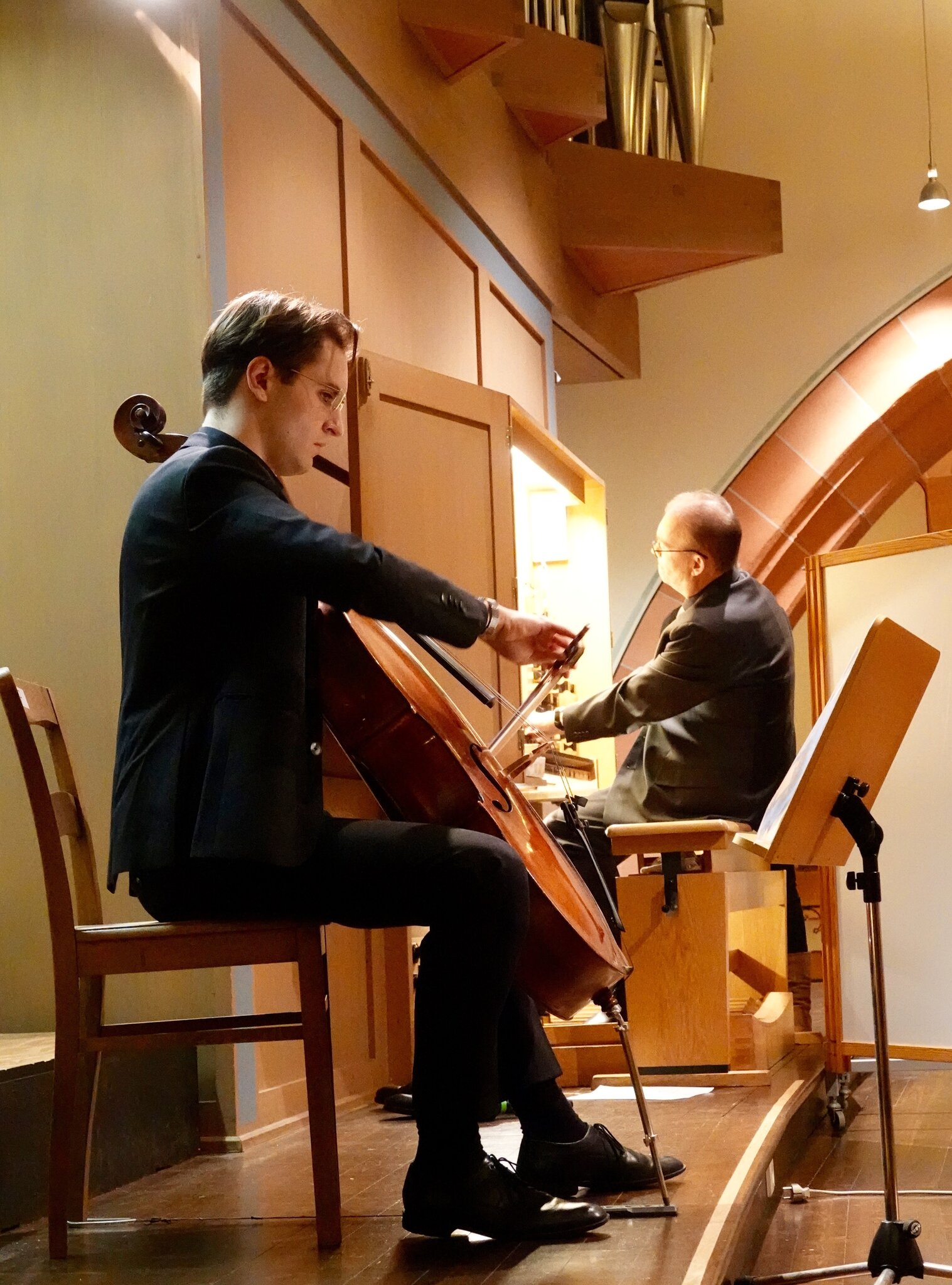 Wenn-das-Cello-mit-der-Orgel-singt-