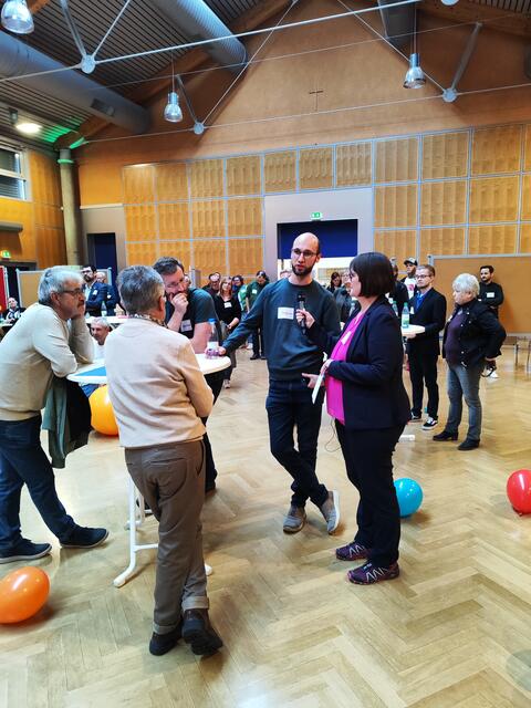 Bild: Befragung der Teilnehmenden zu ihren Herzensanliegen