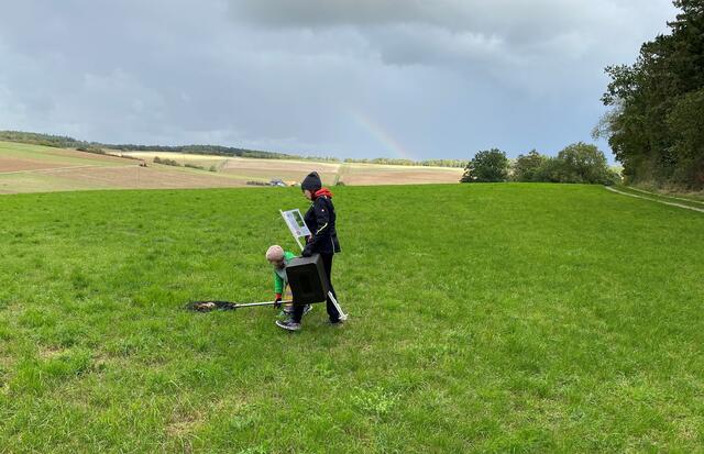 Der Verein "Rehkitzrettung-Buchen e. V." informierte auf dem Lausenberg über die fachgerechte Rettung von Rehkitzen.
Foto: Verein