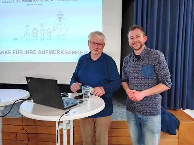 von links: Architekt Werner Haase und Peter Weis, Bundestagsdirektkandiat von Bündnis 90/DIE GRÜNEN | Foto: Petra Münzel