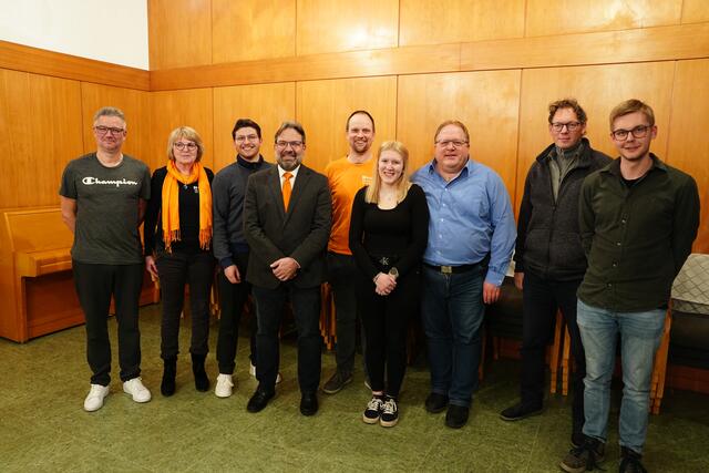 Die neue Vorstandschaft der Kolpingsfamilie Großheubach: v.l.n.r.: Rüdiger Huth, Renate Zipf (Kassiererin), David Vallecca, Alexander Stock (Vorsitzender), Johannes Kempf (stellv. Vorsitzender), Sara Winter (Jugendleitung), Gernot Winter, Dominik Himsel (Schriftführer) und Noah Langer (Jugendleitung). Auf dem Bild fehlt Franz Weidner. | Foto: Rüdiger Huth