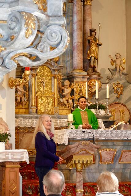 Für die Zukunft wünschte sich Pater Nelson ein guten Gottesdienstbesuch im traditionsreichen Pilgerort, weiterhin Wallfahrerinnen und Wallfahrer, die im Gotteshaus und in der Gaststätte gerne einkehren, die Besinnung und spirituelle Bereicherung erfahren – vor allem auch in der jüngeren Generation.