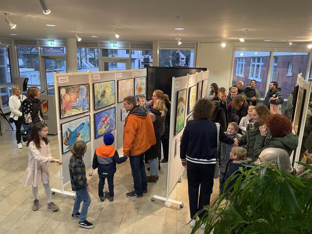 Sehenswerte Ausstellung im Landratsamt Miltenberg 