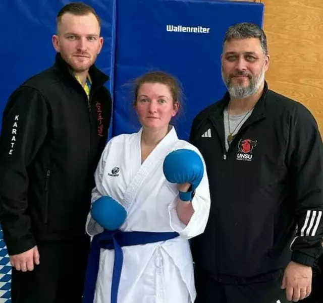 Kumitetrainer Christian Bonsiep (rechts), Oxana Traiber und Kumitetrainer Oleg Osijuk (links) | Foto: Oleg Osijuk