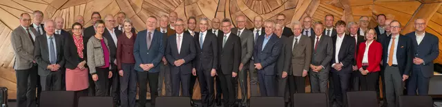 Das hochkarätig besetzte DLT-Professorengespräch diskutierte aktuelle Themen der kommunalen Selbstverwaltung im Landratsamt des Rhein-Neckar-Kreises.

 | Foto: Landratsamt Rhein-Neckar-Kreis 