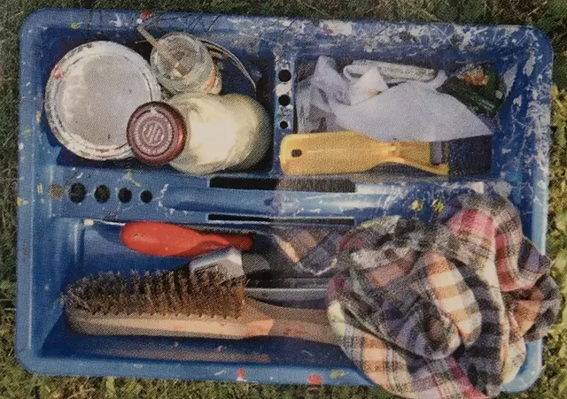 Typische Ausrüstung für Wegemarkierer. | Foto: Spessartbund 1913 e.V.