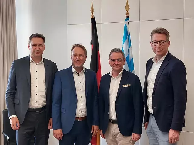 (Bild v. l. n. r.: Justizminister Georg Eisenreich, Landtagsabgeordneter Martin Stock, Bürgermeister Bernd Kahlert sowie Wissenschaftsminister Markus Blume)
 | Foto: Bürgerbüro MdL Stock
