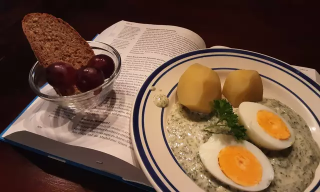 Abendmahl als Abendessen | Foto: © Ingo Schütz / fundus-medien.de