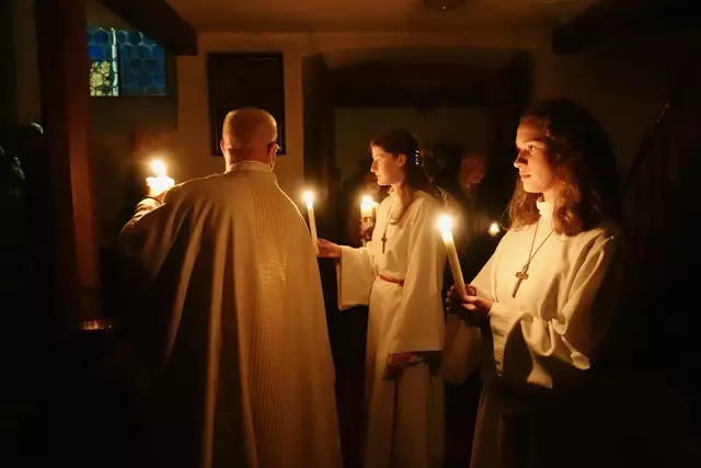 Von der Dunkelheit zum österlichen Licht. 