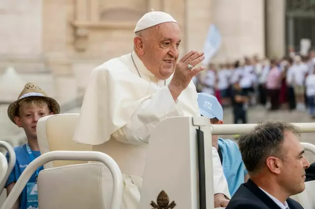 Papst Franziskus bei der XIII. Internationale Ministrantenwallfahrt 2024 am 30. Juli 2024 auf dem Petersplatz in Rom (Vatikan). | Foto: © Maximilian von Lachner (DBK)