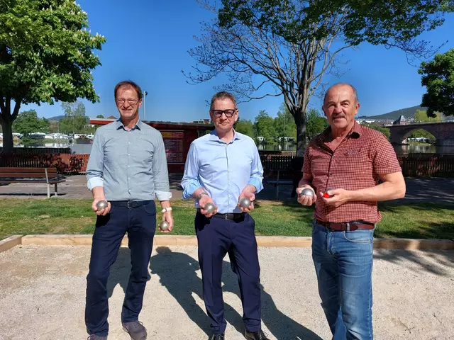 Neue Boule-Bahn in den Mainanlagen eröffnet | Foto: Evelyn Bosche