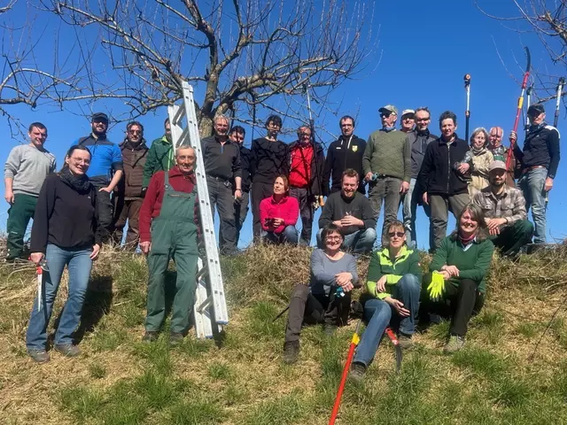 Die neuen Fachwartinnen und Fachwarte freuen sich über ihre bestandene Prüfung nach der 14-tägigen Ausbildung. 
 | Foto: Landratsamt Neckar-Odenwald-Kreis