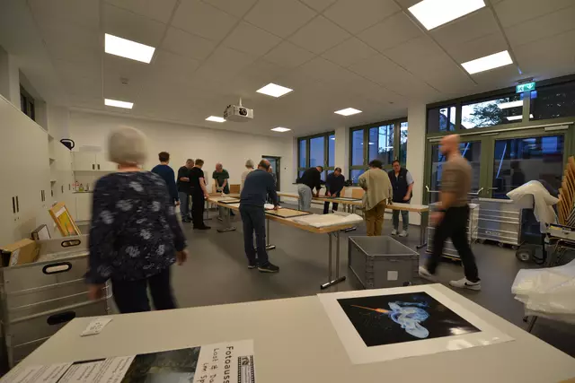 Vorbereitungen für die Fotoausstellung "Lost &amp; Dark Places im Spessart" | Foto: Foto- und Filmclub Kleinwallstadt