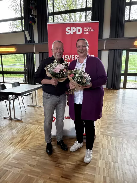 Weitere zwei Jahre an der Spitze des Kreisverbands Miltenberg: Sabine Balleier und Steffen Salvenmoser.  | Foto: SPD-Kreisverband Miltenberg