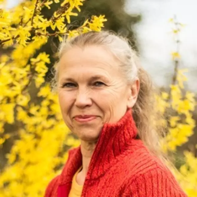 Reinelde Walz bringt uns mit Ägyptischem Yoga in die Weisheit alter Traditionen