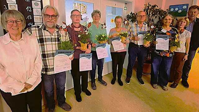 Ehrungen für 25 Jahre: Georg Horlebein, Petra Günther- Horlebein, Gertrud Ackermann, Doris Pschak, Jürgen Pschak, Sonja Schmidl,  | Foto: AWO Kreisverband