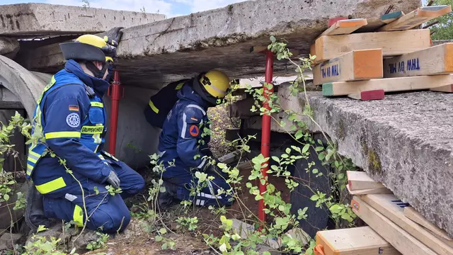 Die Sicherung von Trümmern will gekonnt umgesetzt sein. | Foto: THW Miltenberg 