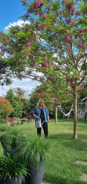 Jana Giegerich in ihrem Garten in Mömlingen. | Foto: privat