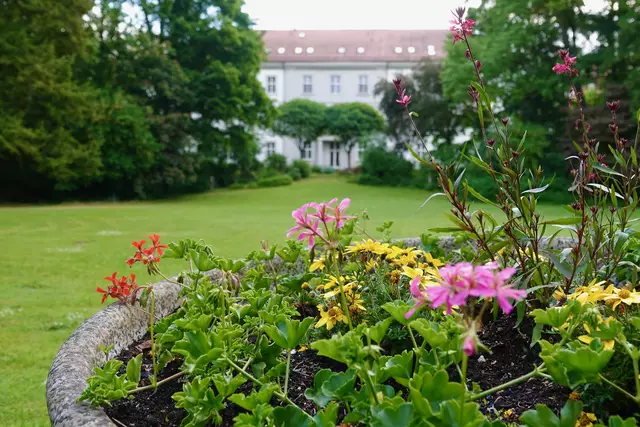 Seit Mai 2007 hat der kleine Ort Messelhausen einen Augustinus - Weg. Dies kommt nicht von ungefähr, lebten doch rund 80 Jahre bis Ende August 2013 Augustinermönche in dem kleinen Ort bei Lauda-Königshofen (Erzdiözese Freiburg). 