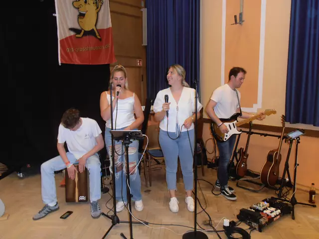 Die Rock-Pop Coverband Valine Vibe sorgte für die musikalische Umrahmung. 