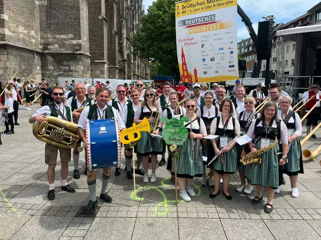 Edelweiß-Musiker bei der Abschlussveranstaltung des Deutschen Musikfests 2025 | Foto: Sascha Kampf