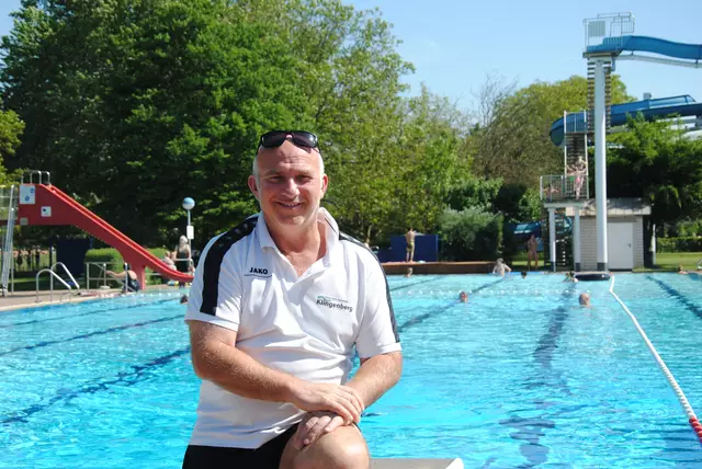 Das Main-Schwimmbad Klingenberg-Trennfurt ist Oliver Klug´s Arbeitsplatz. Hier ist er mit Herz und Seele für seine Badegäste da. | Foto: Andrea Kaller-Fichtmüller