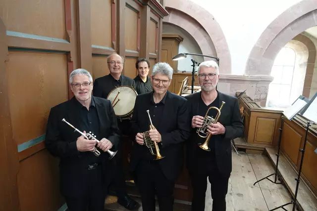  Die fünf talentierten Akteure vom Trompeten-Ensemble Stuttgart zogen alle
Register ihres Könnens. Foto Roland Schönmüller

