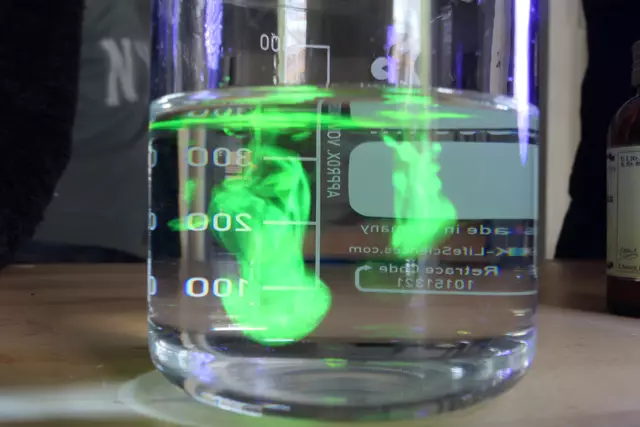 Beim Forscherfrühstück der Jungen Forscher gibt es auch besondere Farben zu erleben. 