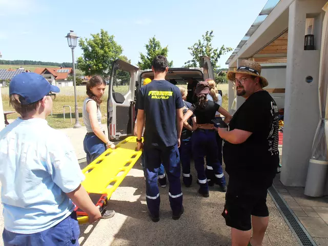 Rettung einer Person aus einem PKW 