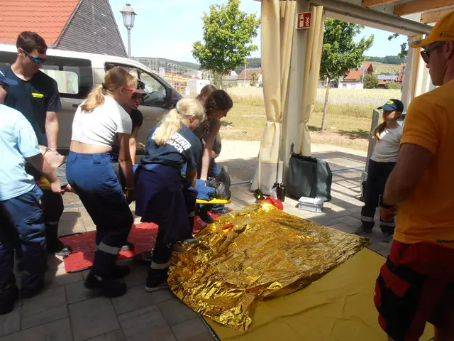 Dann geht es schnell an die Erstversorgung