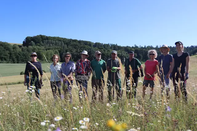 Truppe Ehrenamtlicher am Dicknetsrain in Mömlingen | Foto: © Christoph Parsch