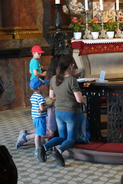 Das Wallfahren hat in der Region eine lange Tradition. „Das pilgernde Gottesvolk unterwegs“ ist ein Symbol für die Einheit des Glaubens und der der christlichen Nächstenliebe. 