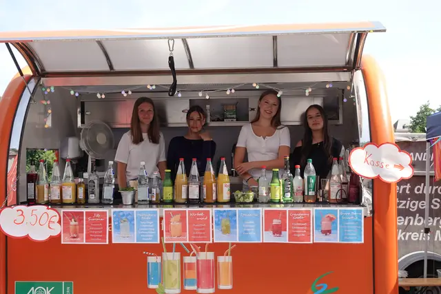 Erfrischende Getränke, alkoholfrei- genau richtig für diese sehr heißen Festtage am Main in Miltenberg. 