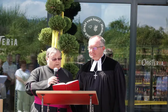 Monsignore Franz Leipold (links) und Dekan Rudi Rupp | Foto: OEST ENERGIES