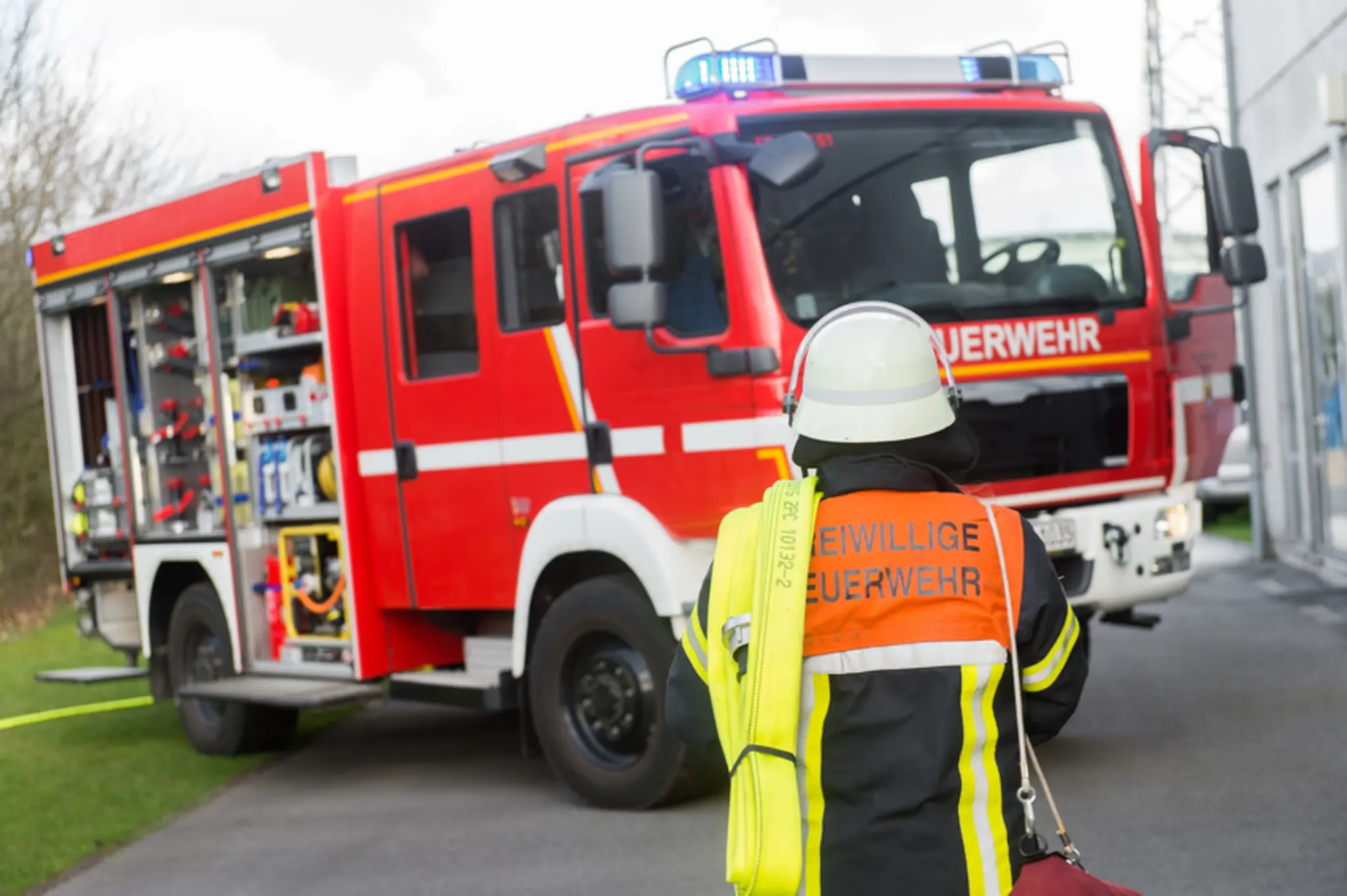 Neckar-Odenwald-Kreis-Fahrradunfall-Fl-chenbrand-nach-mutma-licher-Brandstiftung-Einbruch-in-Wohnhaus