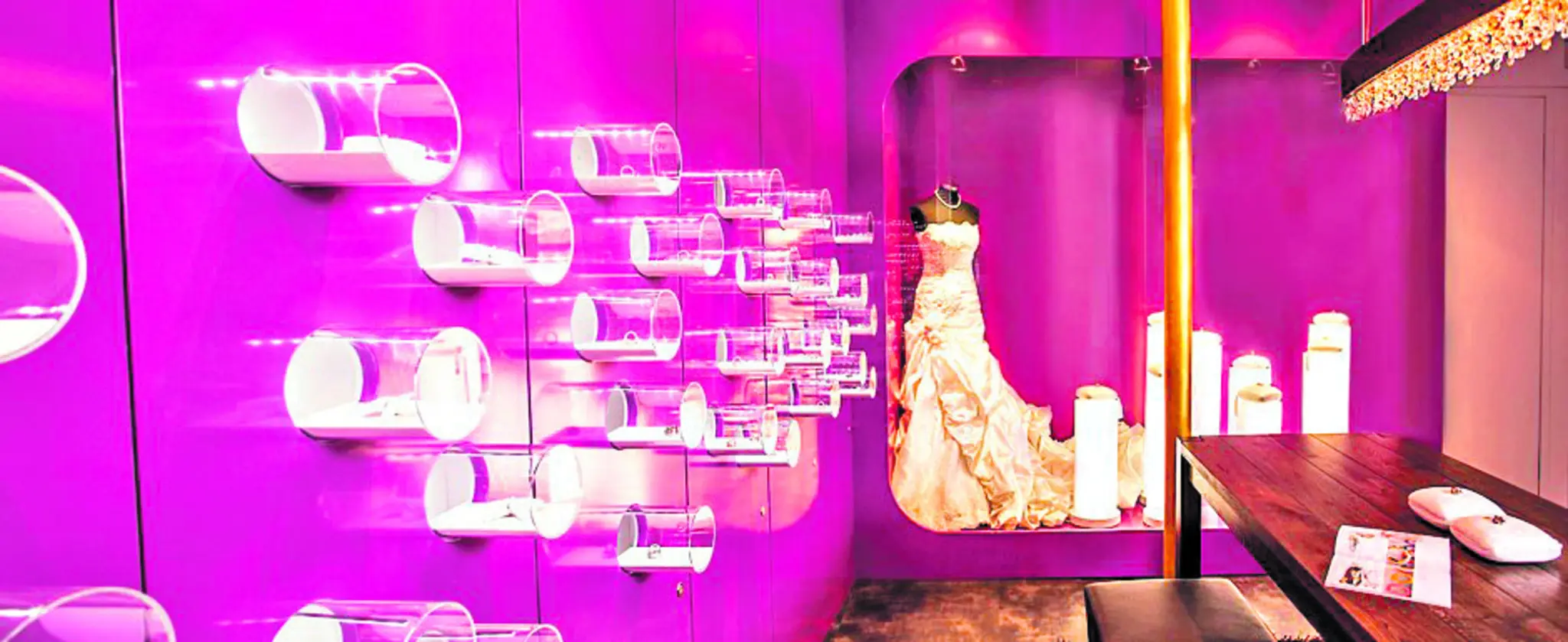 -Anzeige-Einzigartige-Symbole-der-Liebe-GRIMM-Das-Trauringstudio-in-Mosbach